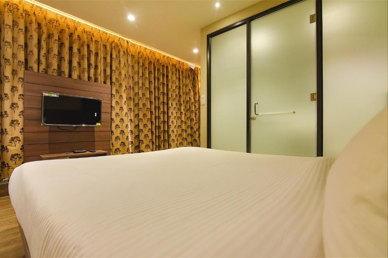 Fabhotel Eros 282 - Nr Sreebhumi Calcutta Buitenkant foto