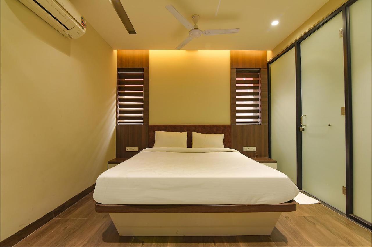 Fabhotel Eros 282 - Nr Sreebhumi Calcutta Buitenkant foto