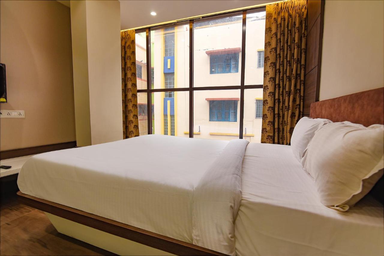 Fabhotel Eros 282 - Nr Sreebhumi Calcutta Buitenkant foto